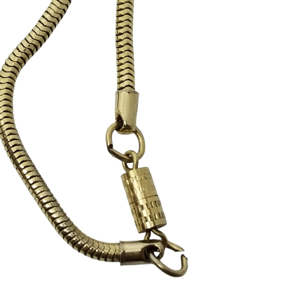 VINTAGE LONG SNAKE CHAIN WITH CRYSTAL DETAILED CAGED HEART PENDANT NECKLACE - Picture 7 of 8